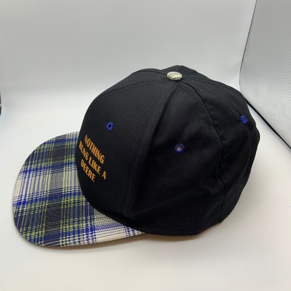 Vintage John Deere 'Nothing Runs Like A Deere' Retro Plaid Snapback Hat - Picture 11 of 16